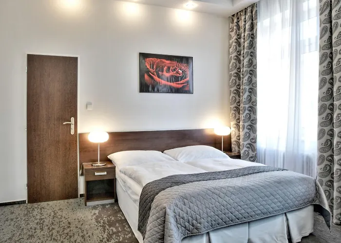 Royal Plaza 3* Prag