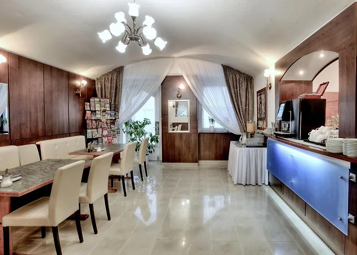 Otel Royal Plaza