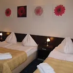 Royal Plaza 3* Praga