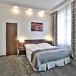Royal Plaza 3* Praga