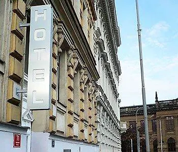 Royal Plaza Ξενοδοχείο