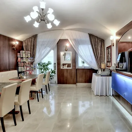 Hotel Royal Plaza