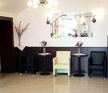 Royal Plaza Hotell Prag